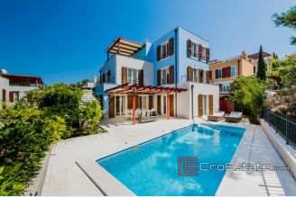 01 2013 36 Brac Villa sea view pool for sale
