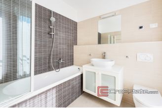 20 2013 36 Brac Villa sea view pool for sale