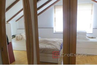 07 2018 44 Apartment Split center 07 2018 44 Apartment Split center