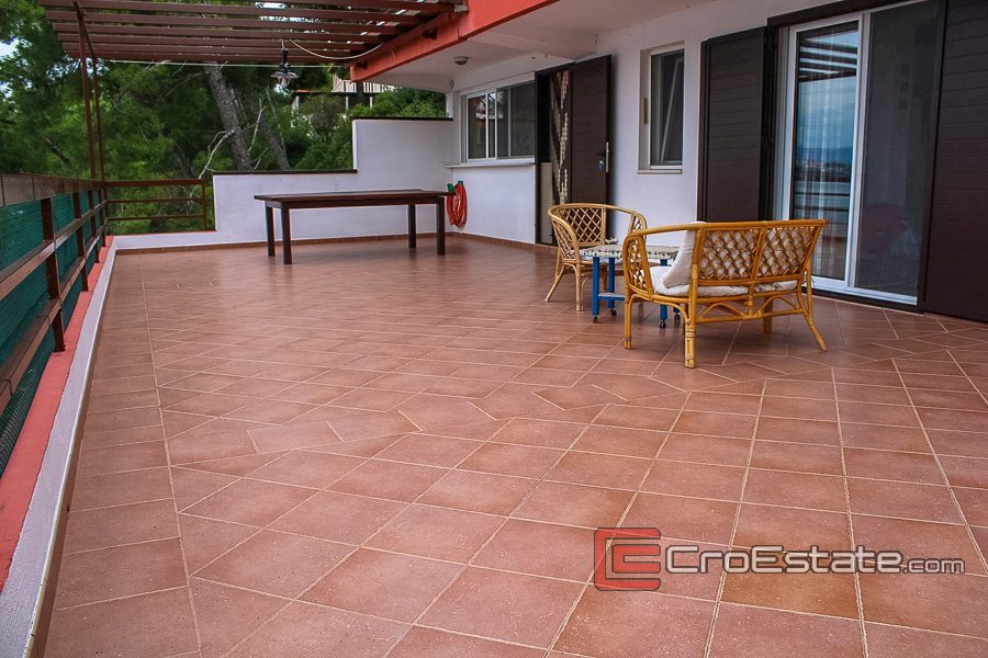 06 2021 209 Ciovo house waterfront for sale 06 2021 209 Ciovo house waterfront for sale