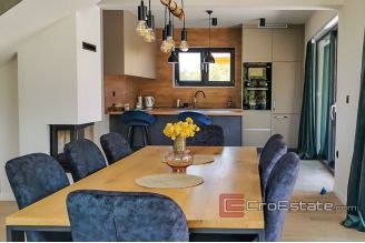 17 2022 296 Zadar area villa for sale