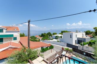 020 2011 107 Brac Semi detached house with sea view for sale
