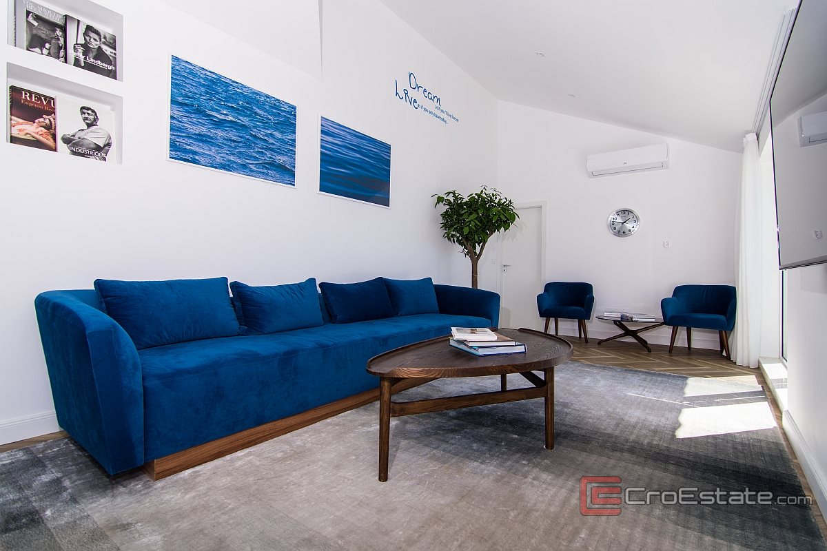 004 2018 157 Ciovo Luxury penthouse with a sea view for sale 004 2018 157 Ciovo Luxury penthouse with a sea view for sale