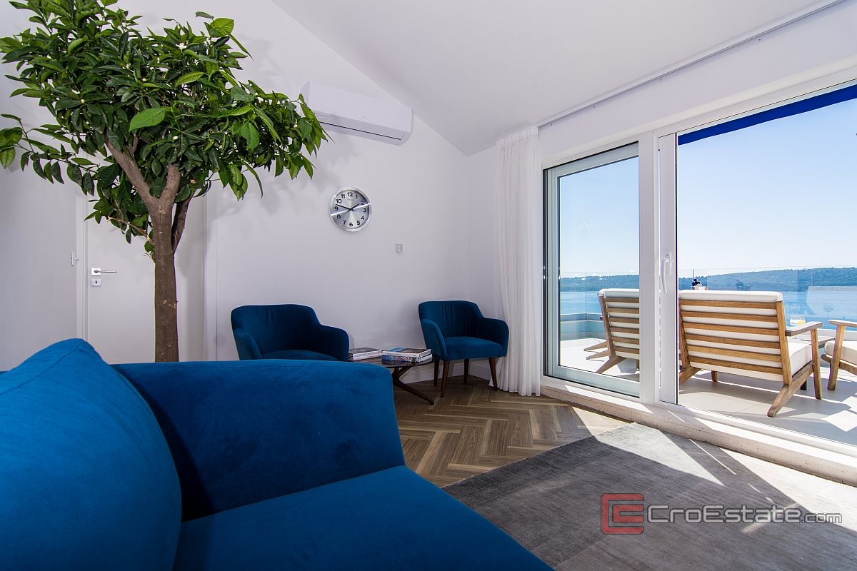 006 2018 157 Ciovo Luxury penthouse with a sea view for sale 006 2018 157 Ciovo Luxury penthouse with a sea view for sale