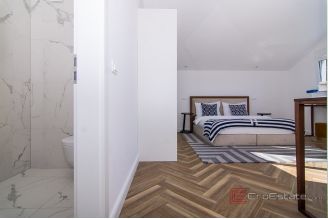 020 2018 157 Ciovo Luxury penthouse with a sea view for sale 020 2018 157 Ciovo Luxury penthouse with a sea view for sale