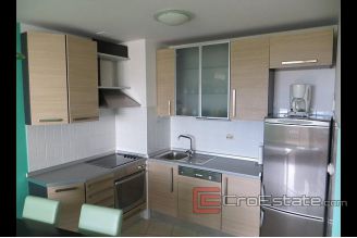 16 2015 16 apartment split