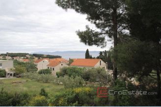 001 724 40 brac building plot for sale