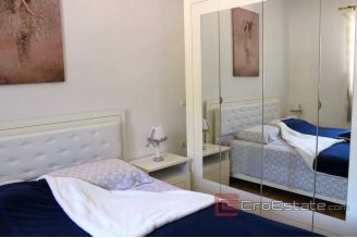 020 2026 68 modern villa with pool near Split