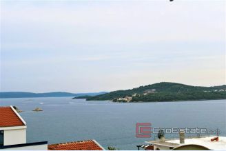 001 2030 01 Trogir house with sea view for sale