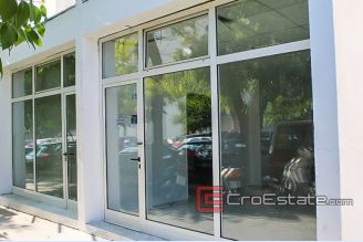 01 2016 46 Split business