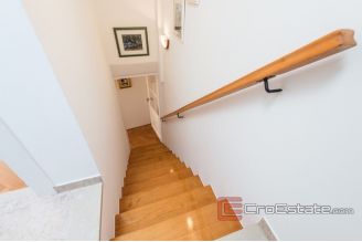 014 1013 03 dubrovnik stone house in the old town for sale