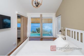 018 2018 178 Brac house with open sea view for sale