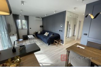 001 2030 16 Makarska two bedroom apartment for sale