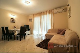 016 2040 03 Zadar house with pool and sea view for sale
