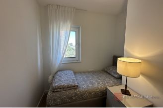 013 2043 03 Zadar duplex apartment with a roof terrace for sale