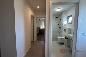 013 2043 03 Zadar duplex apartment with a roof terrace for sale
