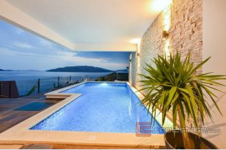 001 2026 83 Ciovo luxury villa with panoramic view for sale
