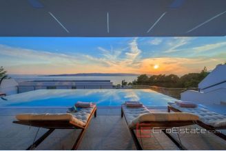 001 2018 192 Makarska villa with pool and sea view for sale
