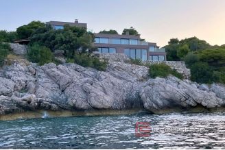 010 2026 91 near dubrovnik luxury seafront villa for sale