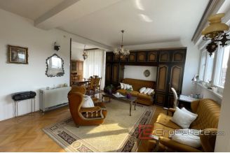007 5140 30 Split apartment for rent