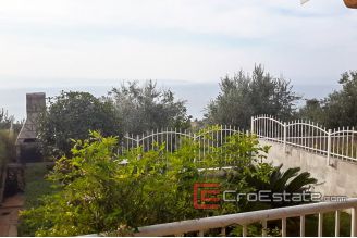 13 2016 106 Split apartment for sale sea view