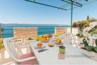 001 2112 04 semi detached house with sea view for sale