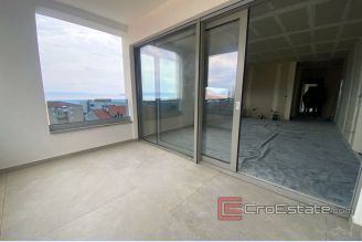 001 2038 32 makarska three bedroom apartment with sea view for sale