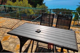 009 2021 320 Rogoznica house first row to the sea for sale