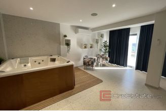 020 2036 53 Omis villa with pool for sale
