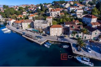 16 2011 101 Brac stone house seafront for sale