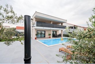 001 2043 49 island Vir modern villa with pool for sale