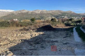 001 2036 61 Split area building land for sale