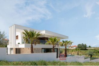 019 5213 30 Zadar villa with pool for sale