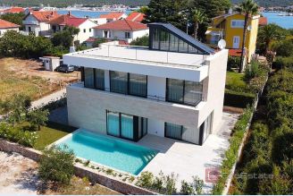 001 2021 329 Zadar villa near the sea for sale