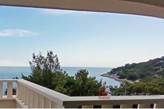 014 2014 770 Rogoznica villa first row to the sea for sale