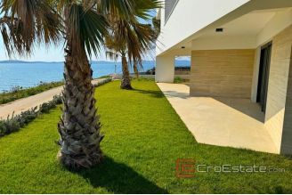 010 2021 334 Zadar apartment first row to the sea for sale 010 2021 334 Zadar apartment first row to the sea for sale