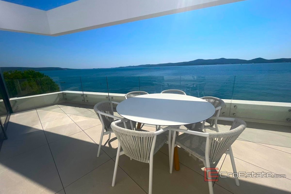 008 2021 335 Zadar apartment first row to the sea for sale 008 2021 335 Zadar apartment first row to the sea for sale