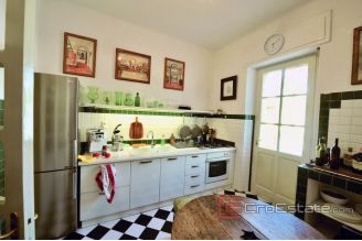 012 2041 55 zadar apartment in city center for sale