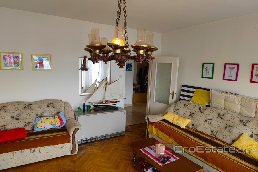 007 2021 341 Ciovo house first row to the sea for sale 007 2021 341 Ciovo house first row to the sea for sale