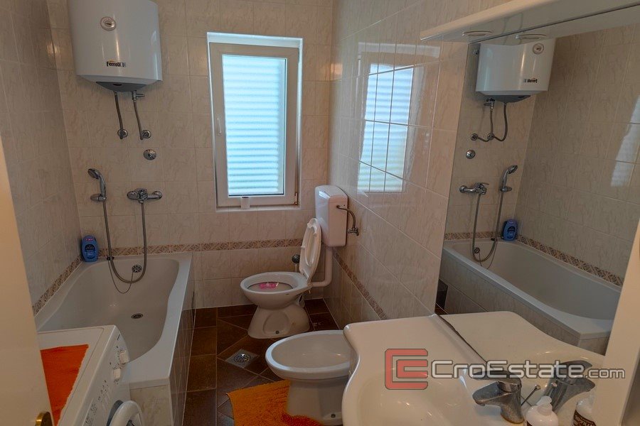 010 2021 341 Ciovo house first row to the sea for sale 010 2021 341 Ciovo house first row to the sea for sale