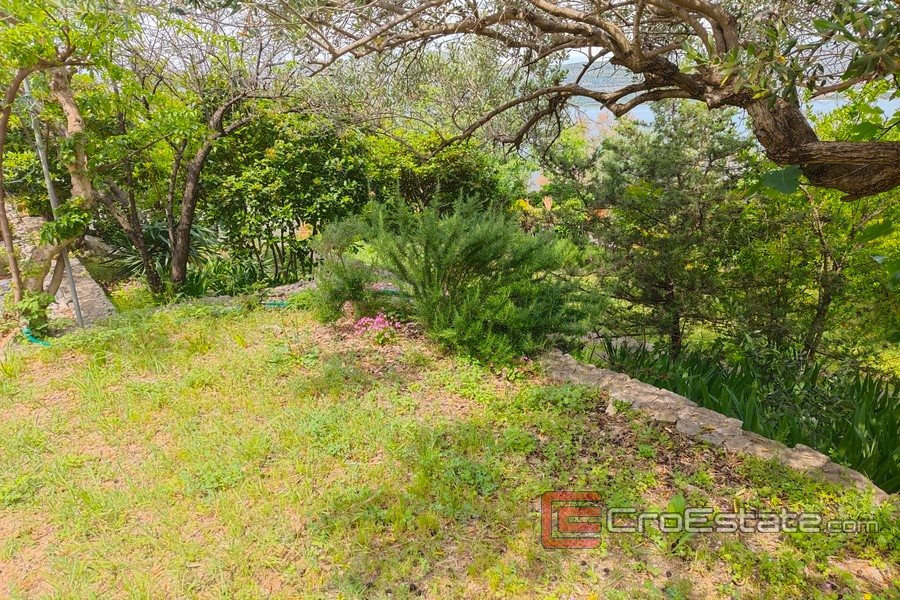 012 2021 341 Ciovo house first row to the sea for sale 012 2021 341 Ciovo house first row to the sea for sale