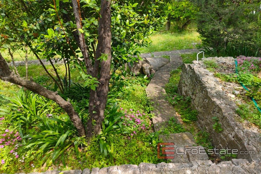 013 2021 341 Ciovo house first row to the sea for sale 013 2021 341 Ciovo house first row to the sea for sale