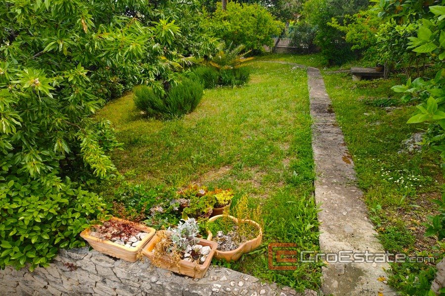 014 2021 341 Ciovo house first row to the sea for sale 014 2021 341 Ciovo house first row to the sea for sale