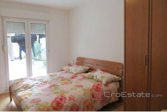 18 4560 30 apartment split