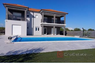 001 2018 227 Zadar villa with pool for sale