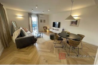 001 2038 62 Split Bacvice apartment for rent