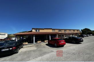 001 2043 76 split okolica space for rent