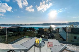 020 2018 235 Pag apartments with sea view for sale