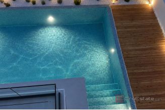 018 5285 30 Sukosan house with sea view sale