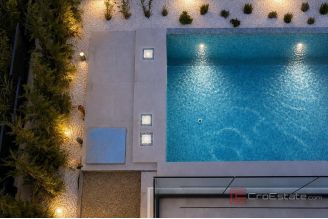 018 5285 30 Sukosan house with sea view sale
